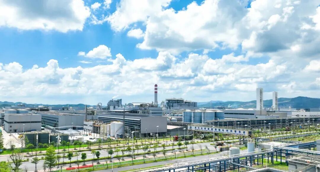 精钢防腐钢塑板案例之浙江华友钴业广西分公司正极材料有限公司
